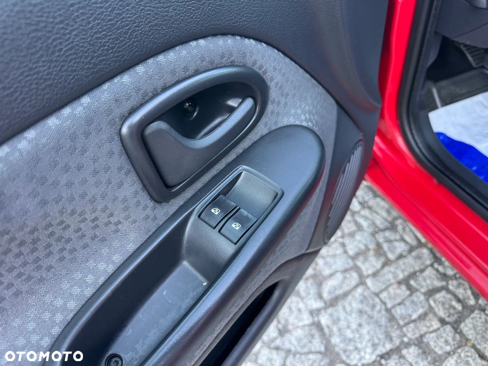 Renault Clio 1.2 Campus Authentique - 27