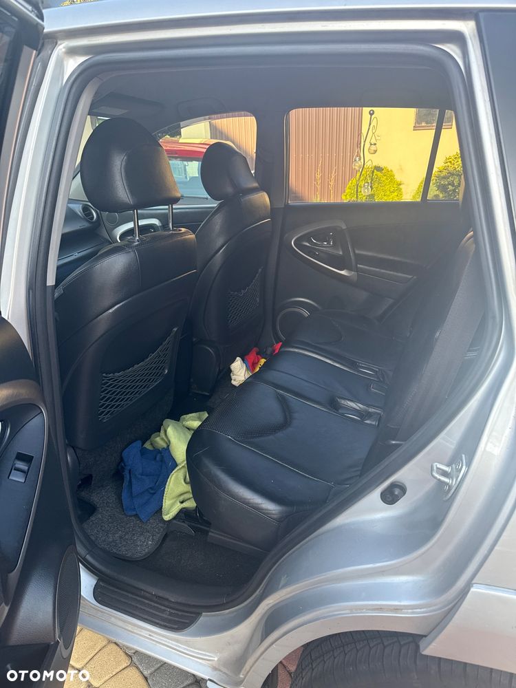 Toyota RAV4 2.2 D-4D X - 6