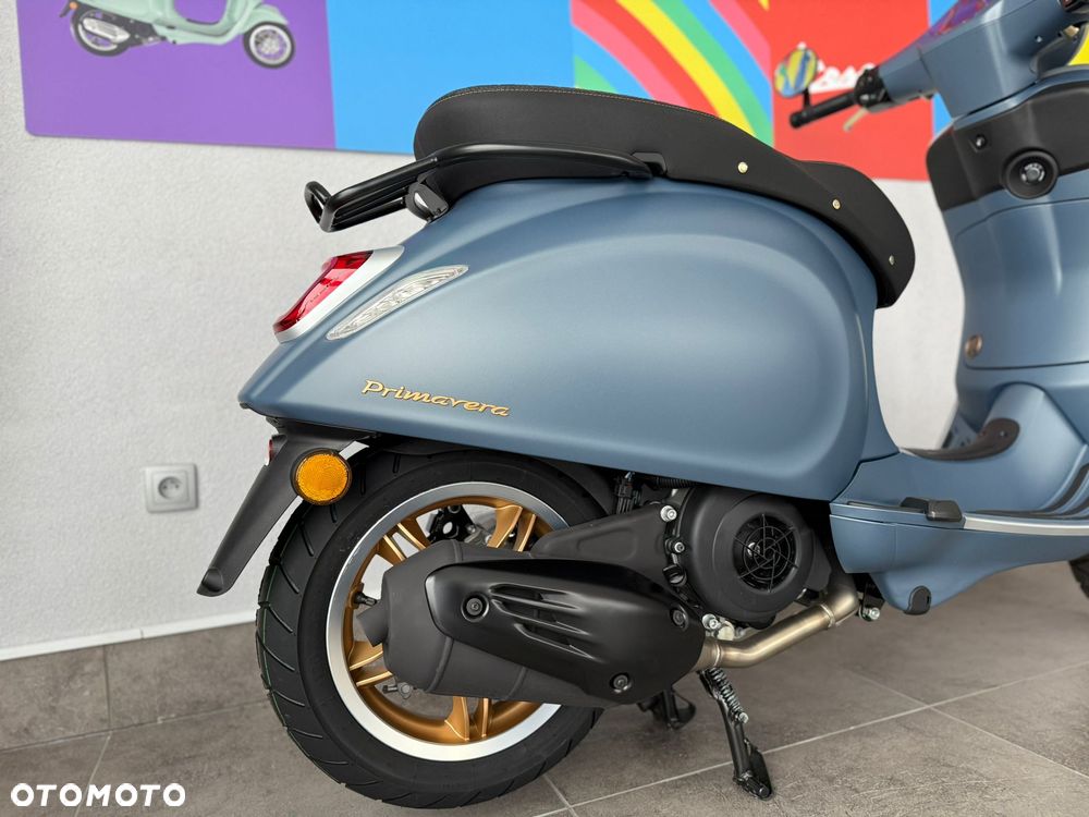 Vespa Primavera - 11