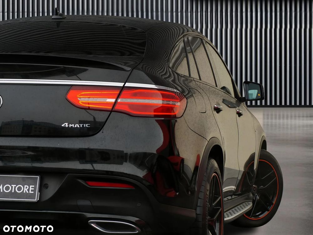Mercedes-Benz GLE 350 d 4Matic 9G-TRONIC OrangeArt Edition - 12