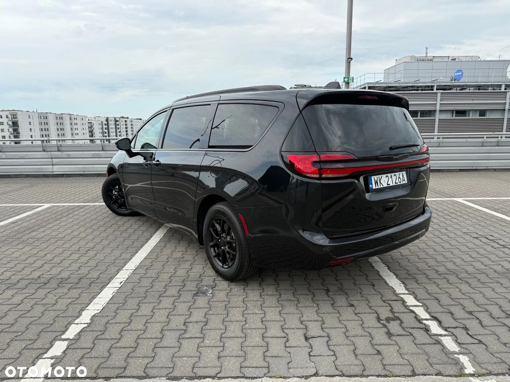 Chrysler Pacifica - 13