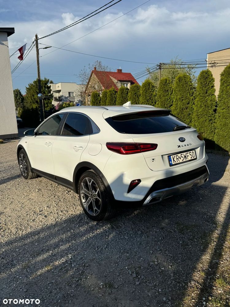 Kia XCeed 1.5 T-GDI M - 17