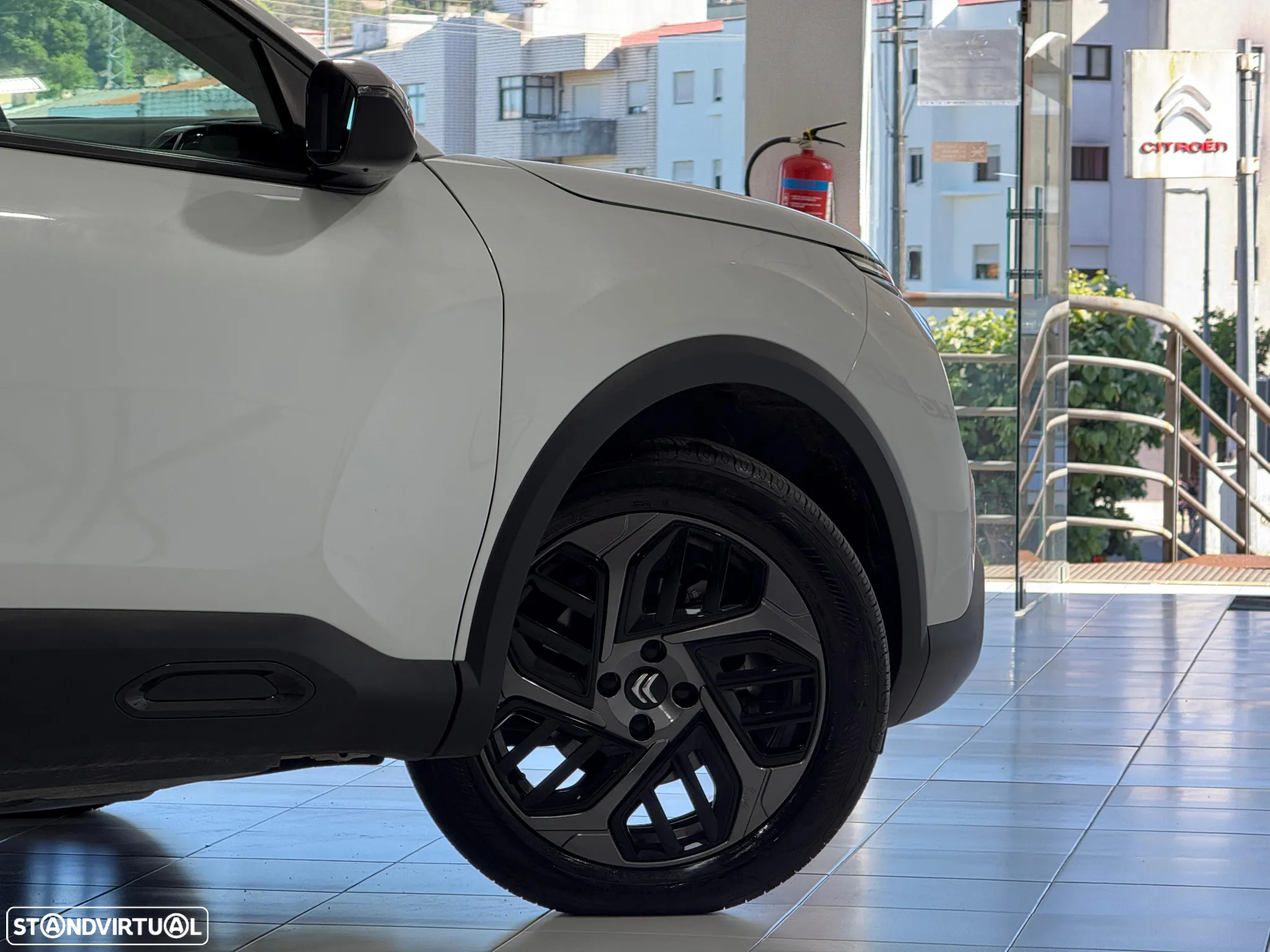 Citroën C4 X 1.2 PureTech Plus EAT8 - 14