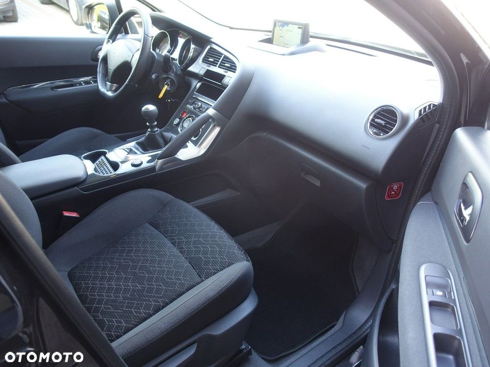 Peugeot 3008 - 13