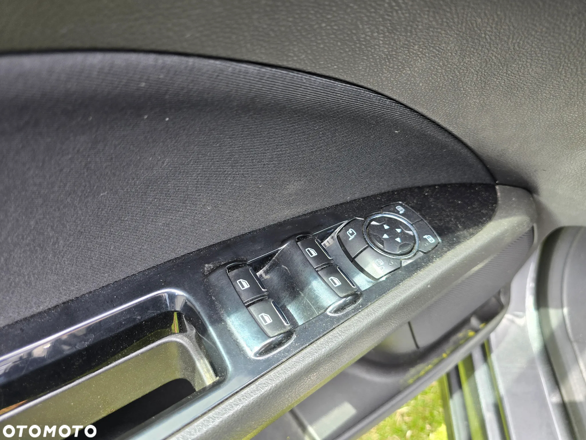 Ford Mondeo 2.0 EcoBlue Titanium - 13