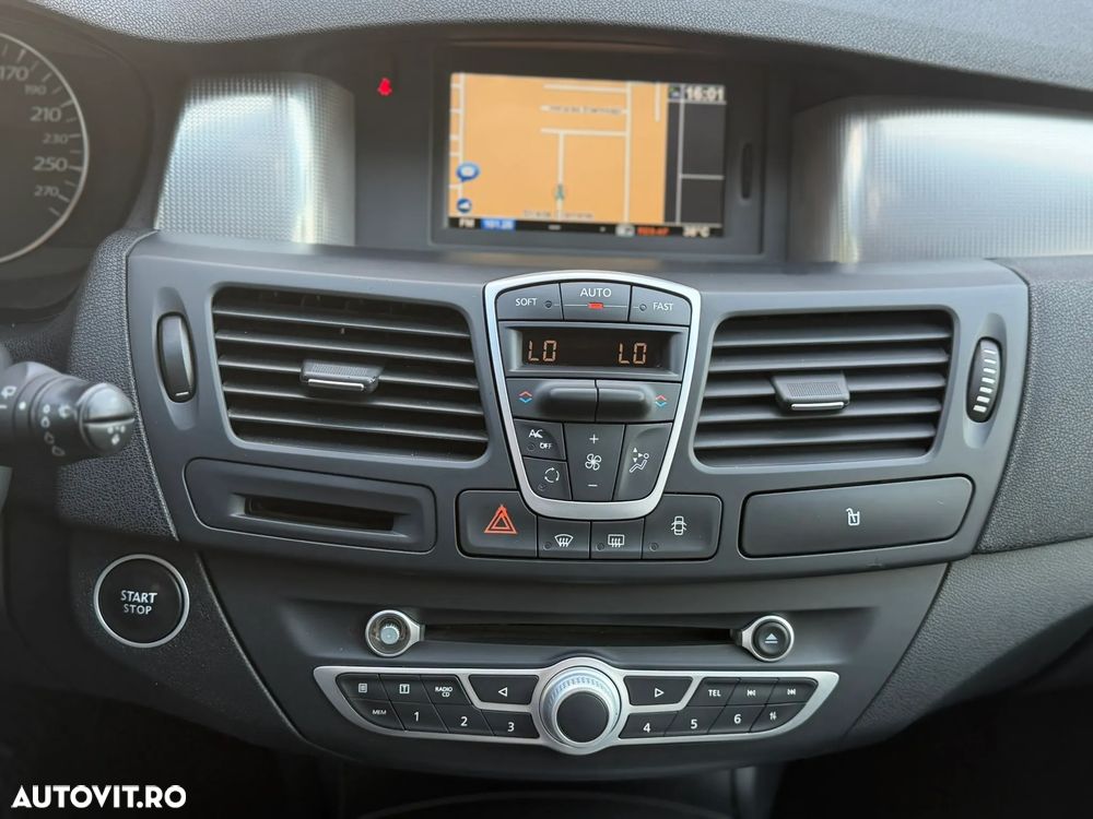 Renault Laguna - 25