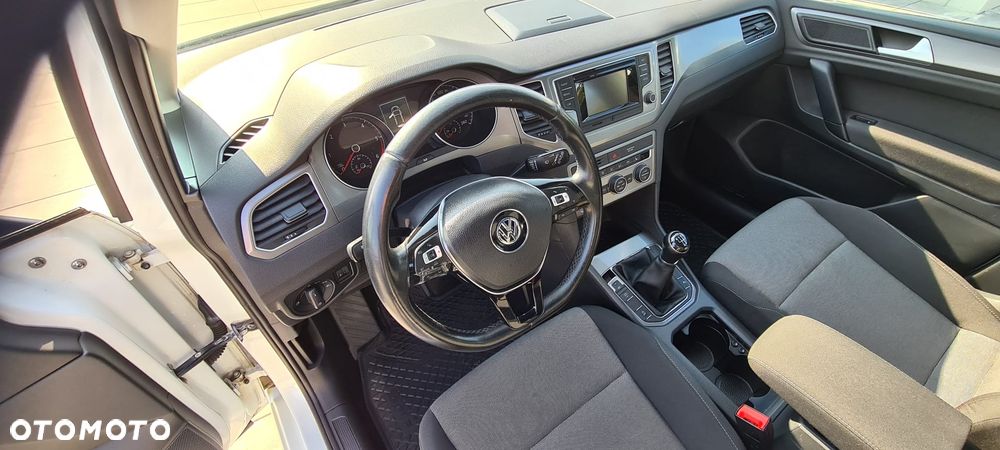 Volkswagen Golf Sportsvan - 10
