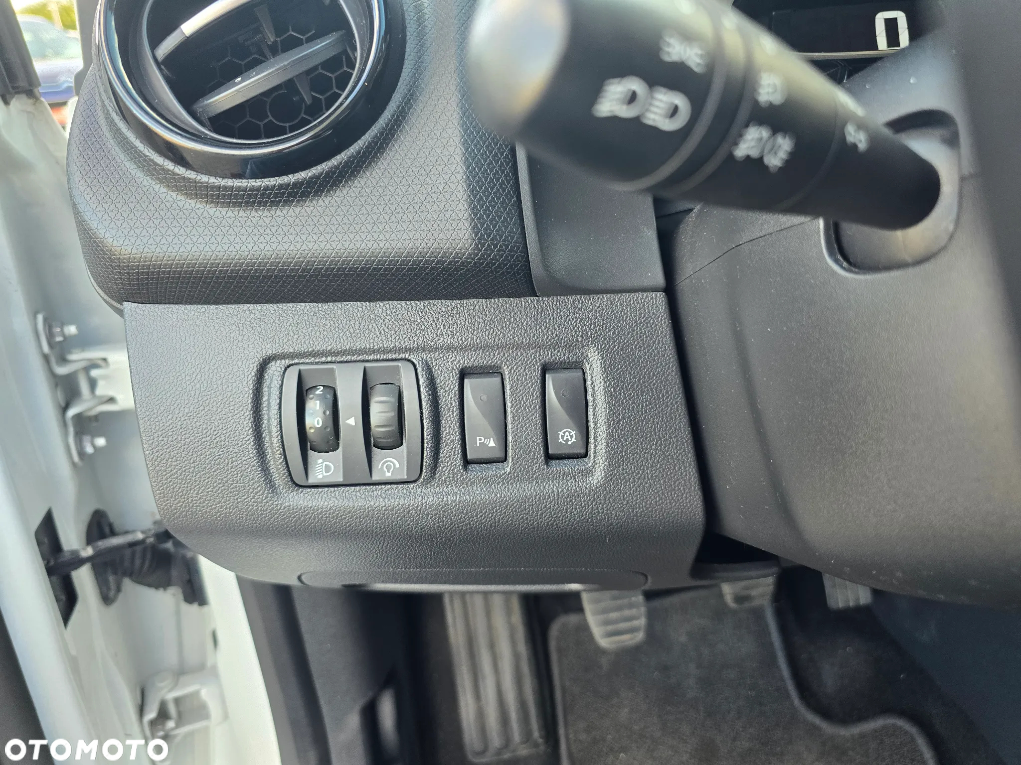 Renault Clio - 28