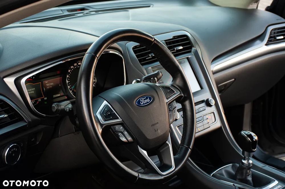 Ford Mondeo SW 2.0 TDCi Titanium - 24