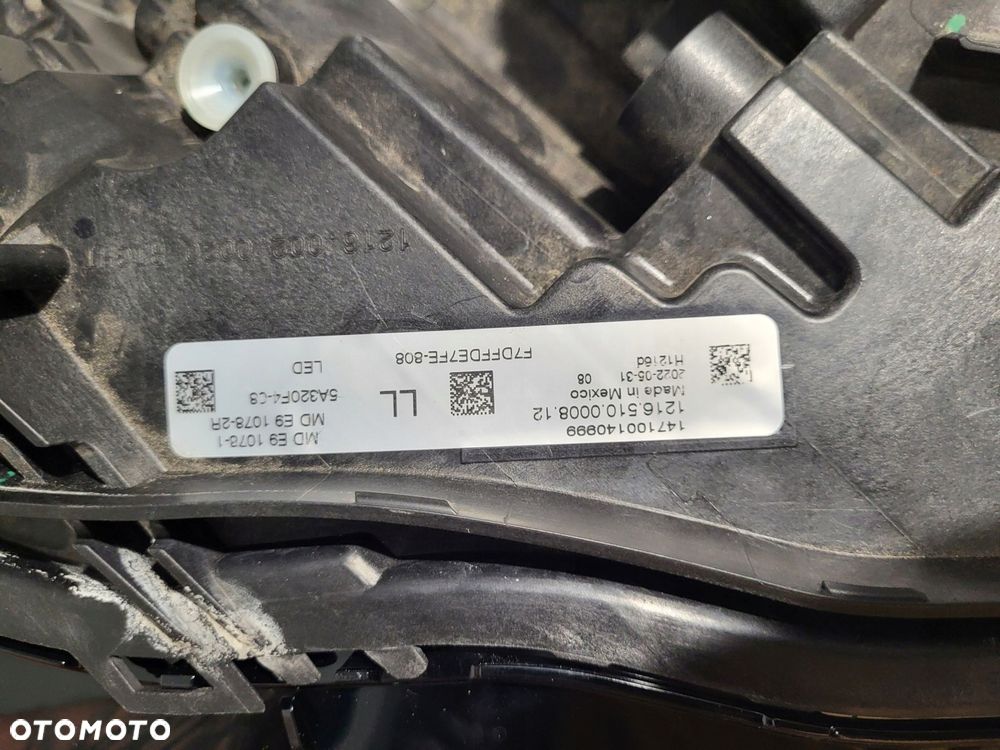 bmw 2 g42 full led złote komplet lamp przednich 5a320f3 / 5a320f4 - 6