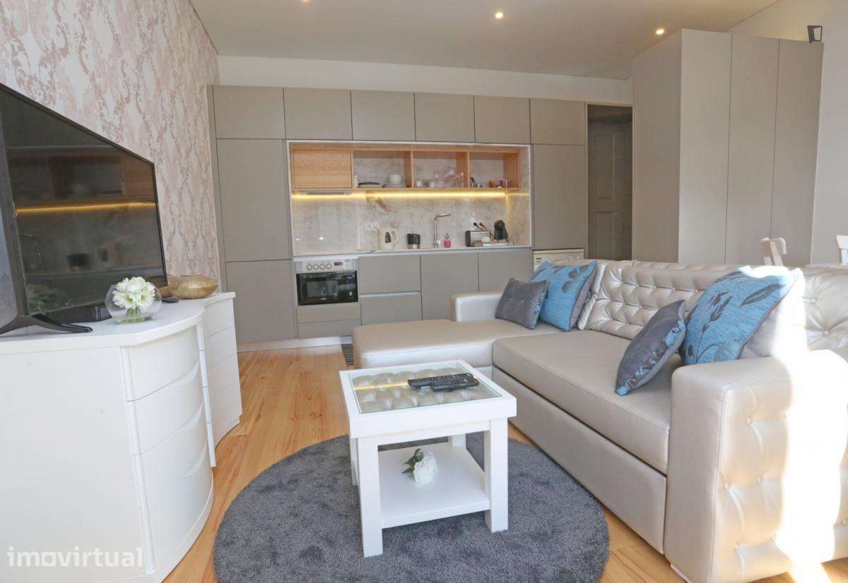Apartamento com 1 quartos - localizado em Santo Ildefonso Porto - Grande imagem: 3/12
