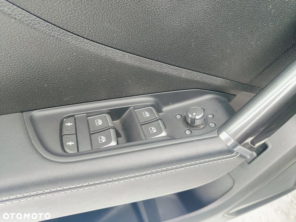 Audi Q2 40 TFSI Quattro S Line S tronic - 12