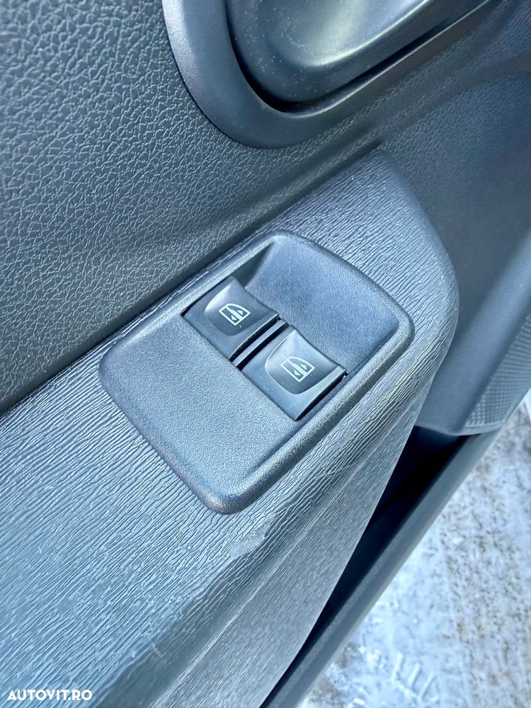 Dacia Dokker 1.6 102 CP Ambiance - 16