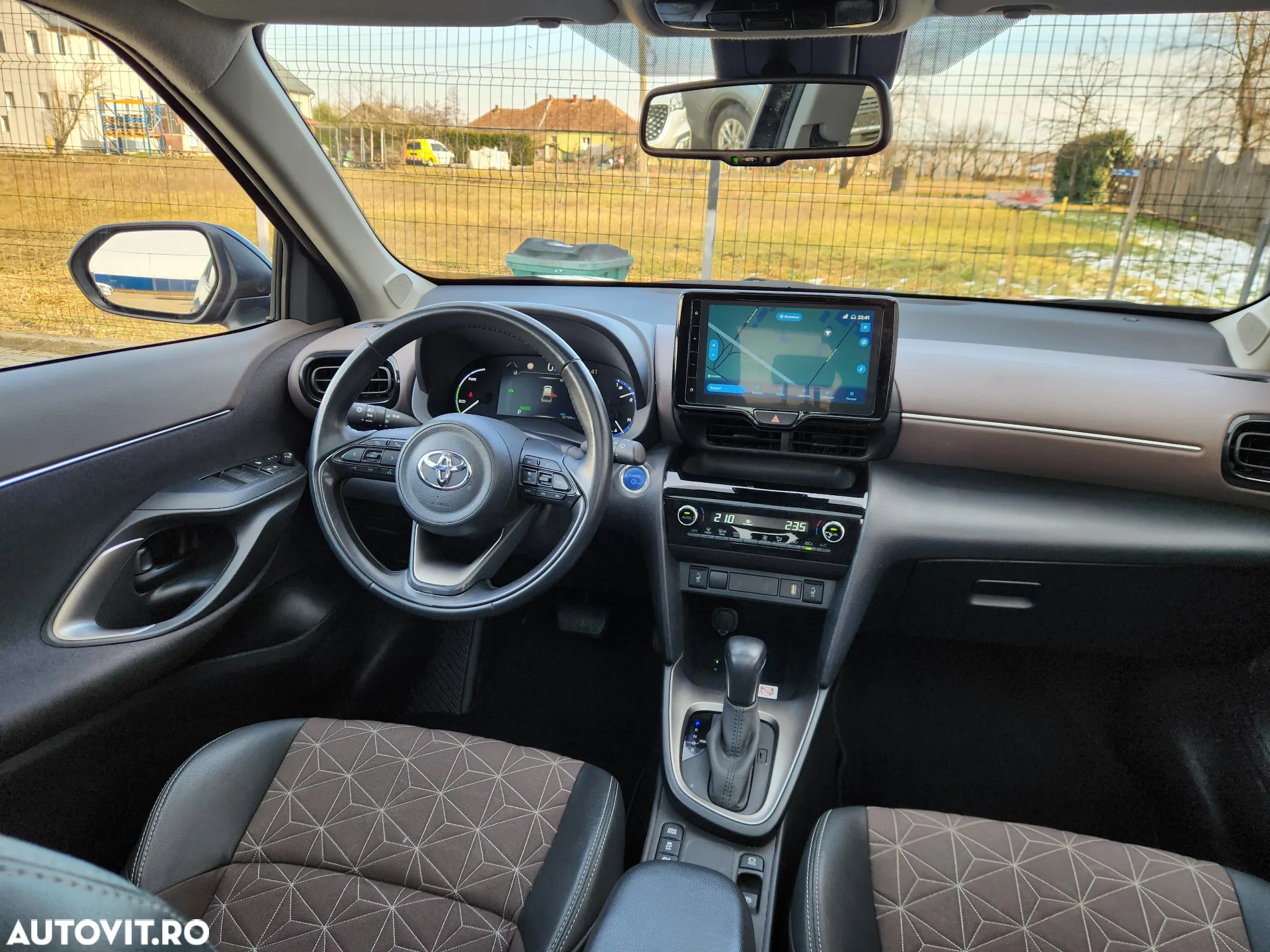 Toyota Yaris Cross - 10
