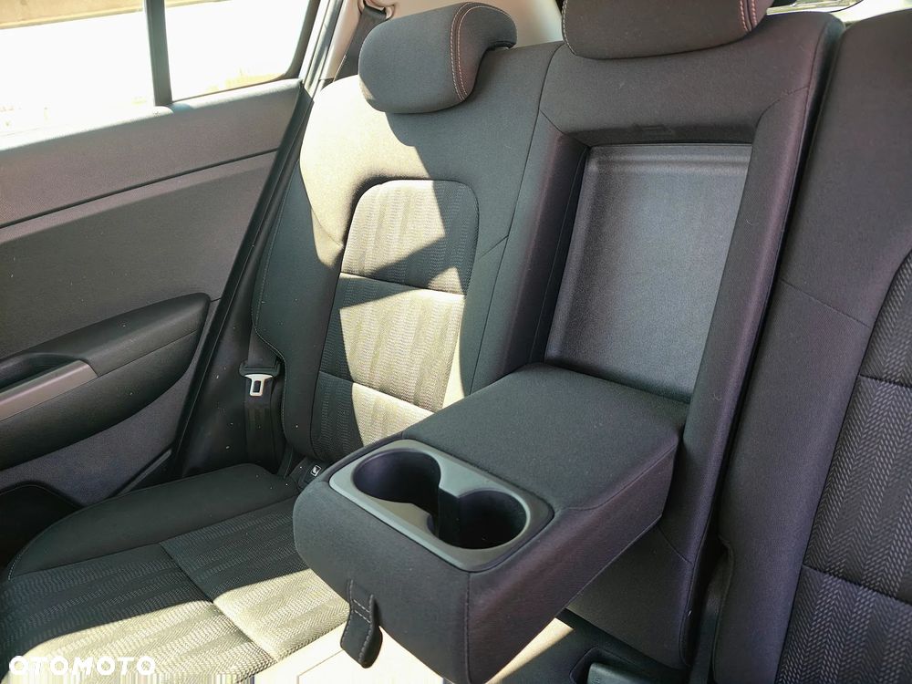 Kia Sportage 1.6 CRDI MHEV M 2WD DCT - 19