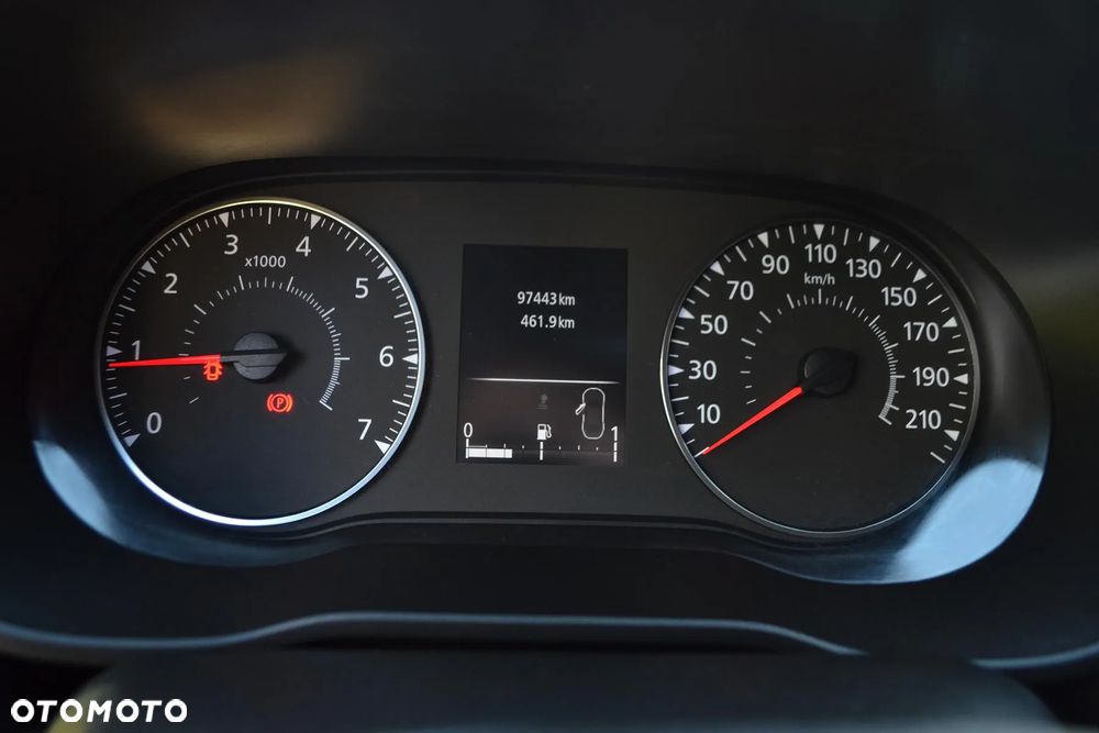 Dacia Duster 1.6 SCe Laureate S&S - 28