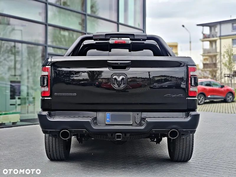 Dodge RAM 1500 5.7 4x4 - 7
