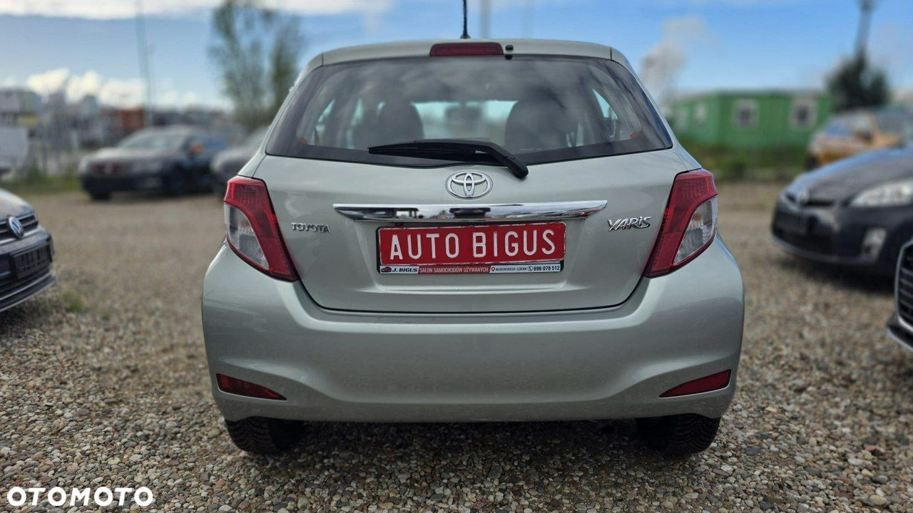 Toyota Yaris - 7