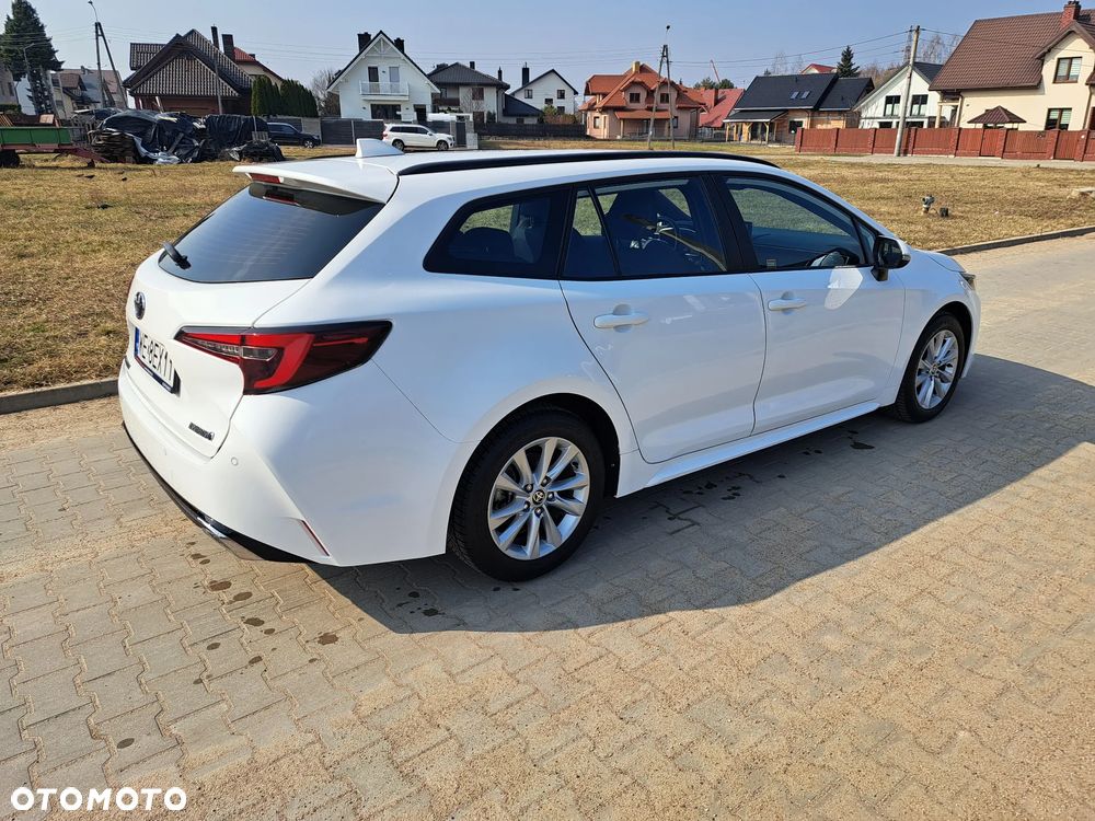 Toyota Corolla 1.8 Hybrid Comfort - 5