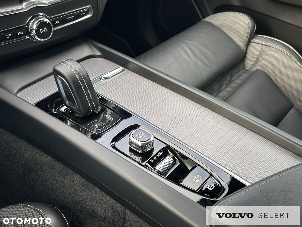 Volvo XC 60 - 18