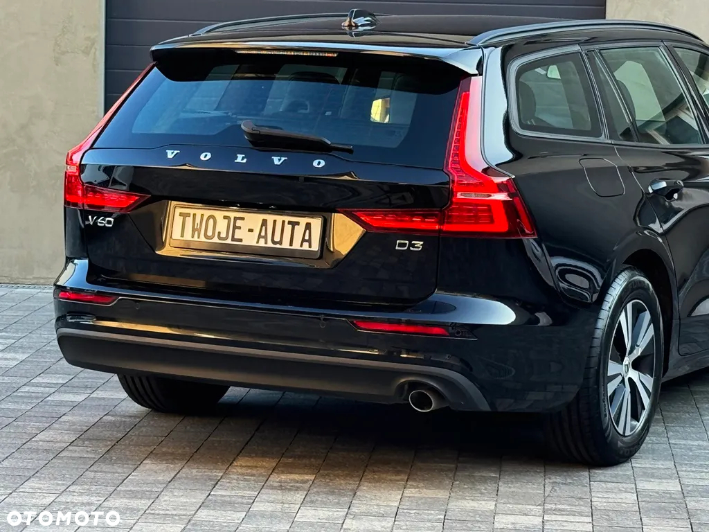 Volvo V60 D3 Drive-E Momentum - 27