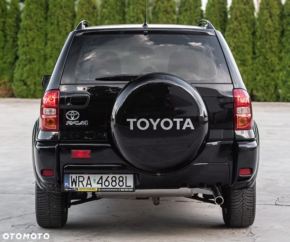 Toyota RAV4 - 8