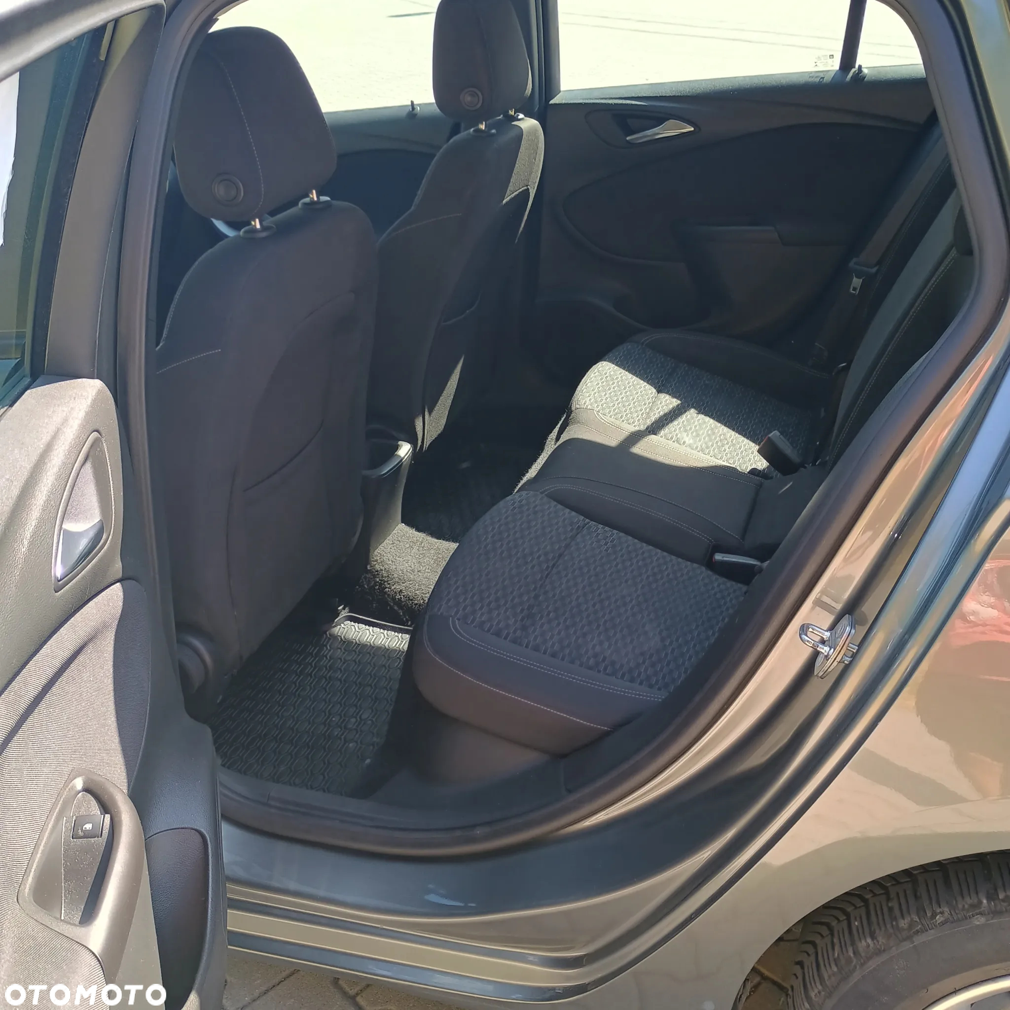 Opel Astra - 9