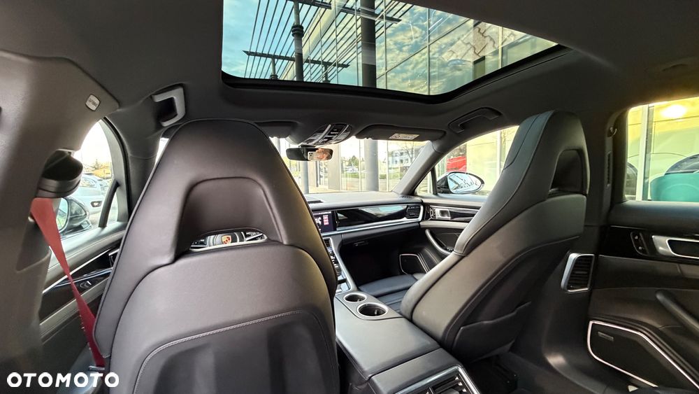 Porsche Panamera 4 GPF - 19