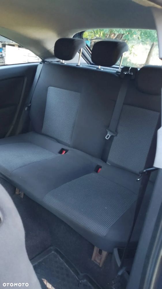 Opel Corsa 1.2 16V Cosmo - 11