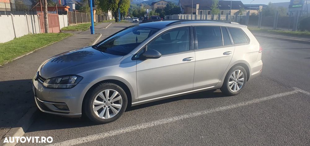 Volkswagen Golf 1.6 TDI DSG Comfortline - 9