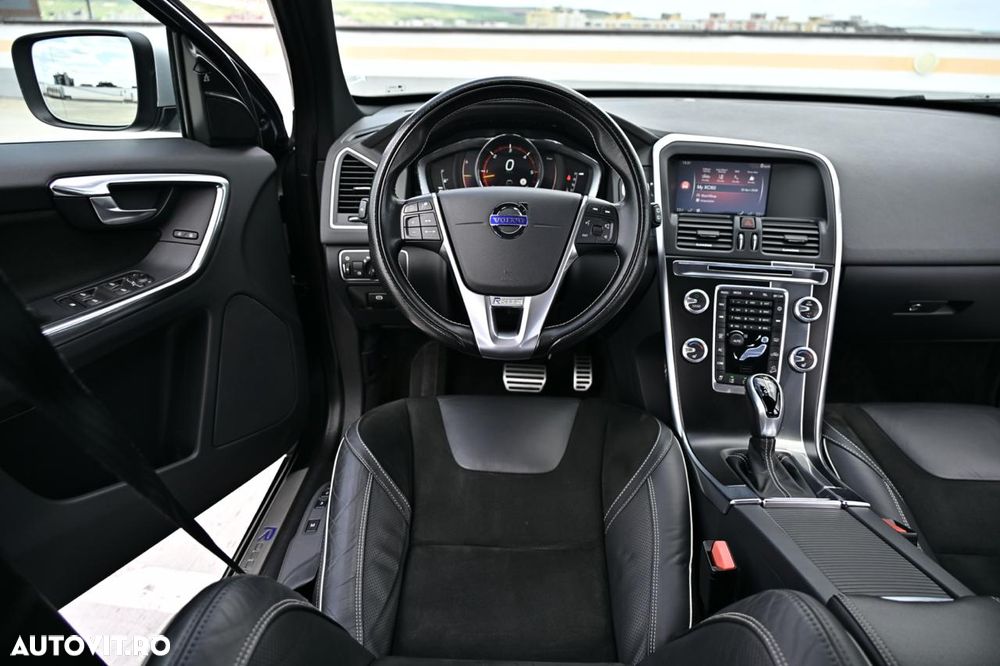 Volvo XC 60 D5 AWD Geartronic Momentum - 18