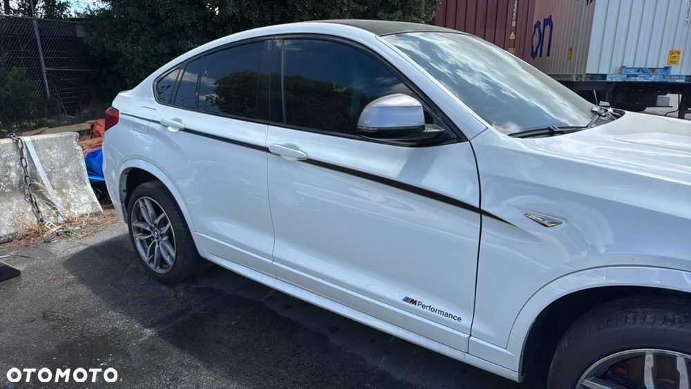 BMW X4 - 30