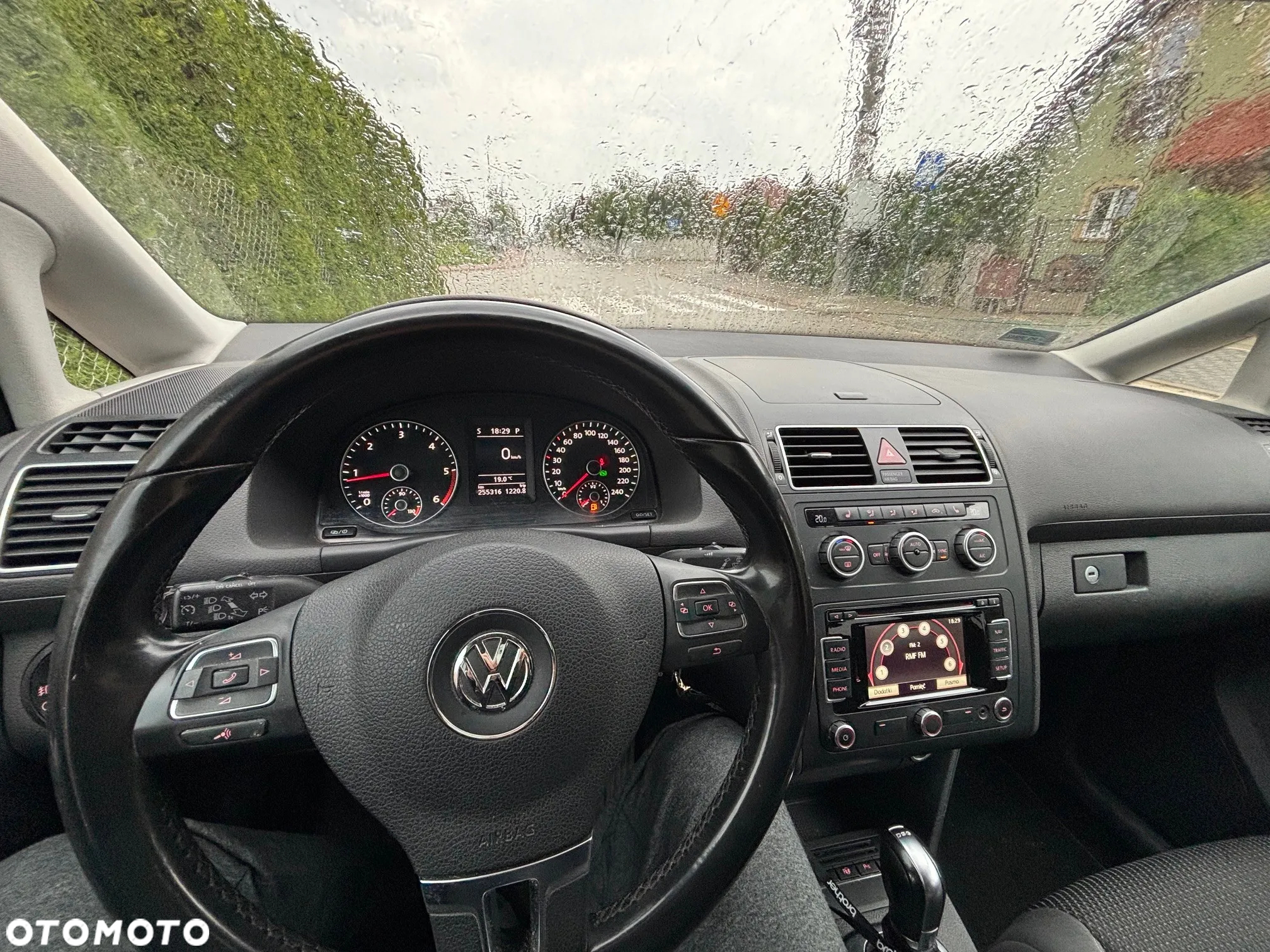 Volkswagen Touran 1.6 TDI DPF Comfortline DSG - 15