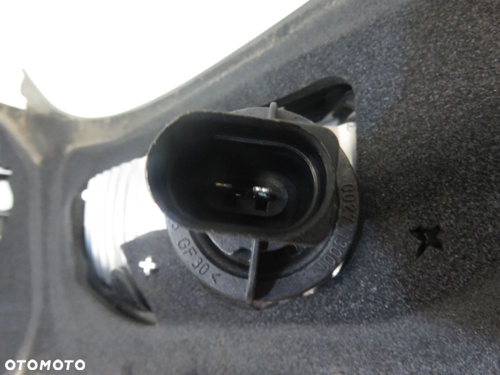 LAMPA LEWA TYLNA VOLVO C30 - 2
