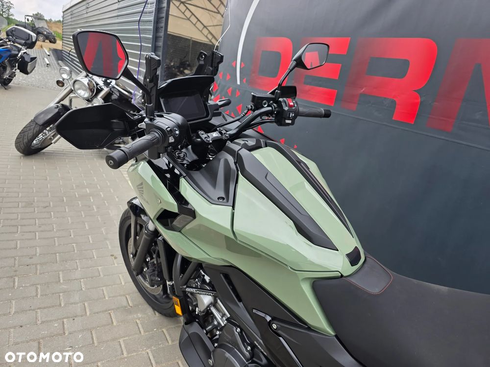 Honda NC - 22