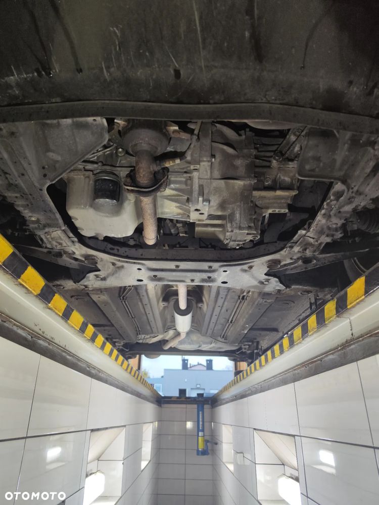 Suzuki Splash 1.2 active+ - 9