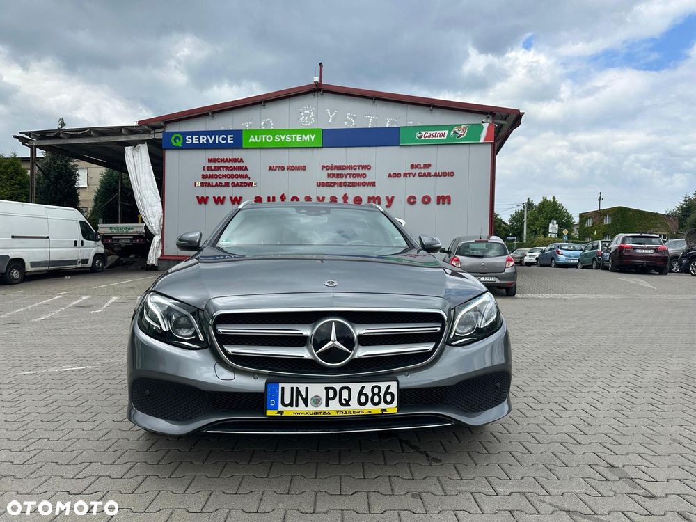 Mercedes-Benz Klasa E 200 d T 9G-TRONIC Avantgarde - 3