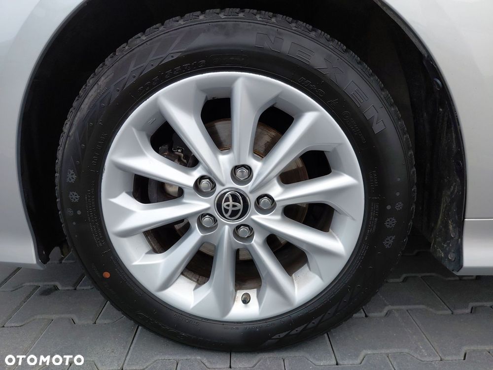 Toyota Corolla - 19
