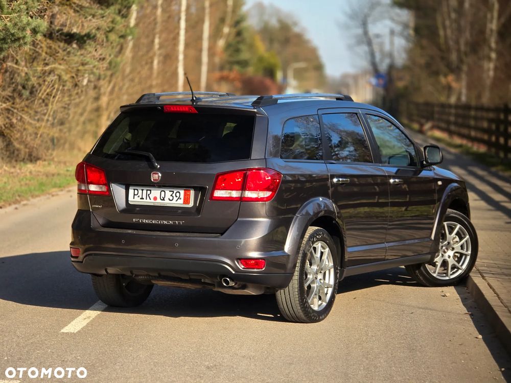Fiat Freemont 2.0 Multijet Lounge AWD - 4