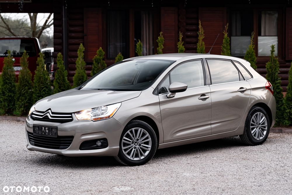 Citroën C4 e-HDi 110 Selection - 3