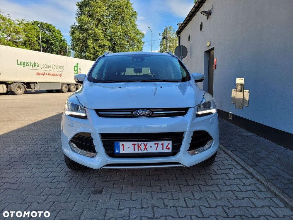 Ford Kuga 2.0 TDCi 4WD Titanium - 4