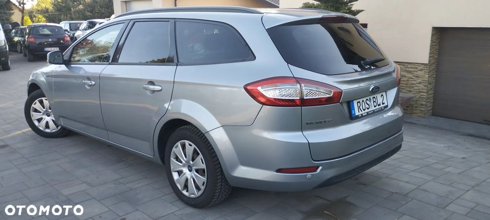 Ford Mondeo 2.0 TDCi ECOnetic Ambiente - 14