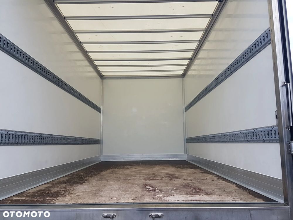 Renault MASTER KONTENER 8EP 4,22x2,24x2,24 KLIMA KRAJOWY MANUAL  6-BIEGÓW DMC 3500 KG - 17