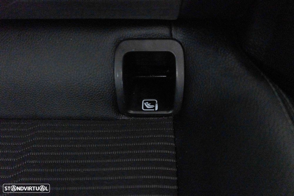 Mercedes-Benz GLA 250 e Progressive - 11