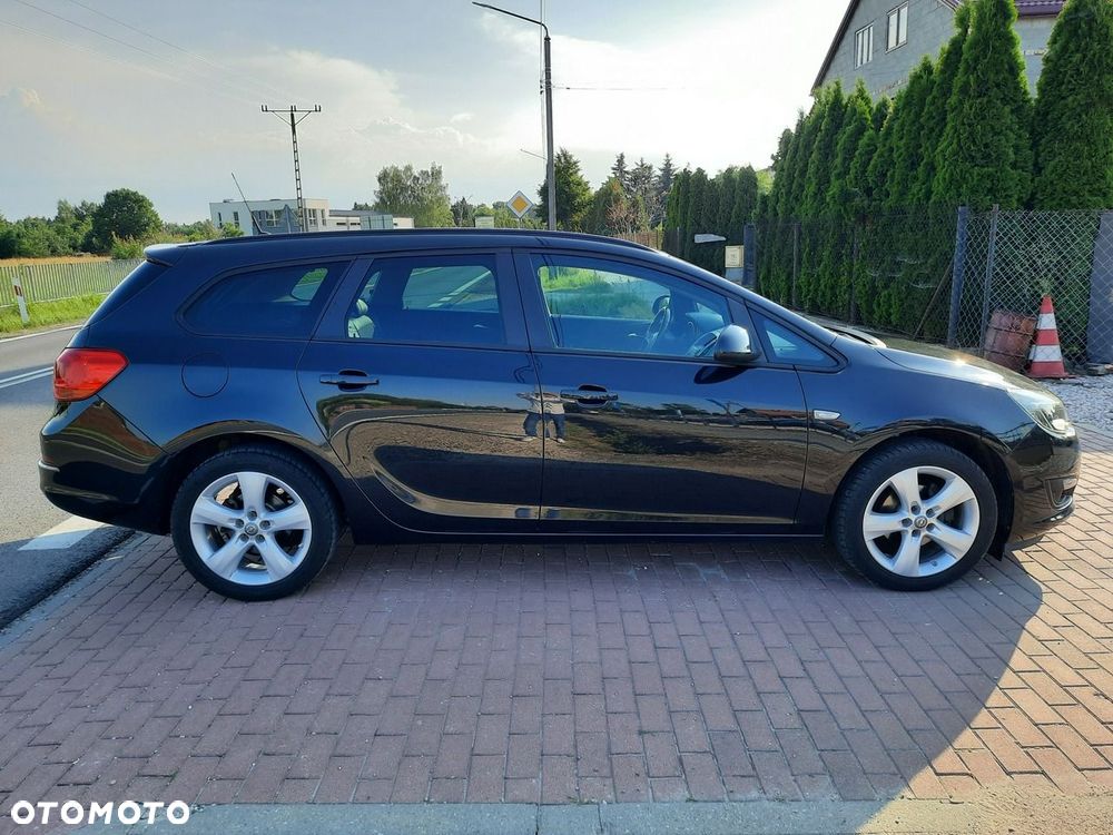 Opel Astra - 4