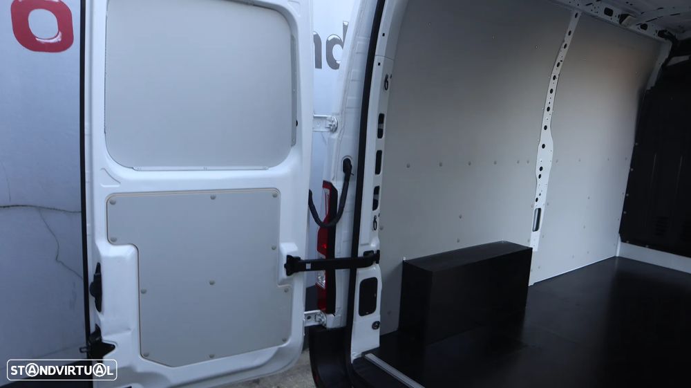 Renault Master 2.3 dci L2H2 110 - 9