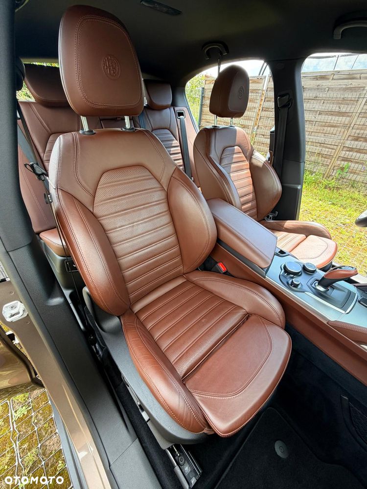 Alfa Romeo Stelvio 2.2 JTDM - 15