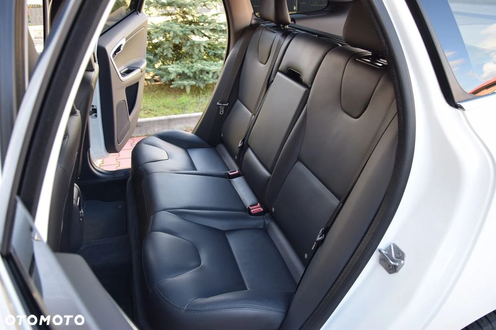 Volvo XC 60 - 22