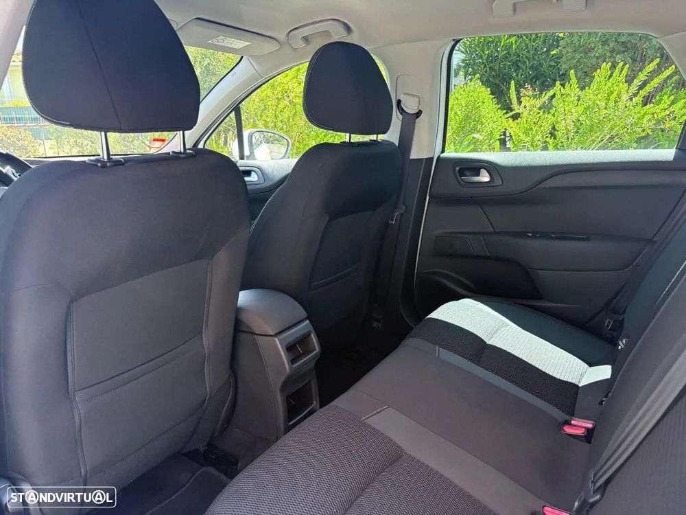 Citroën C4 1.6 BlueHDi Feel EAT6 - 56