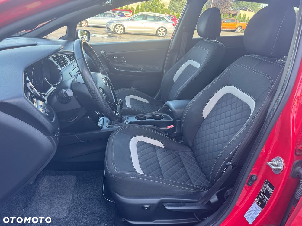 Kia Ceed 1.6 CRDi GT Line - 8